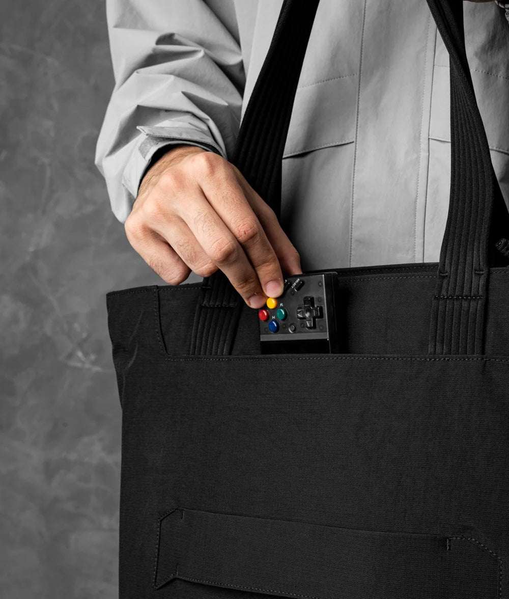 Alpaka Flight Tote