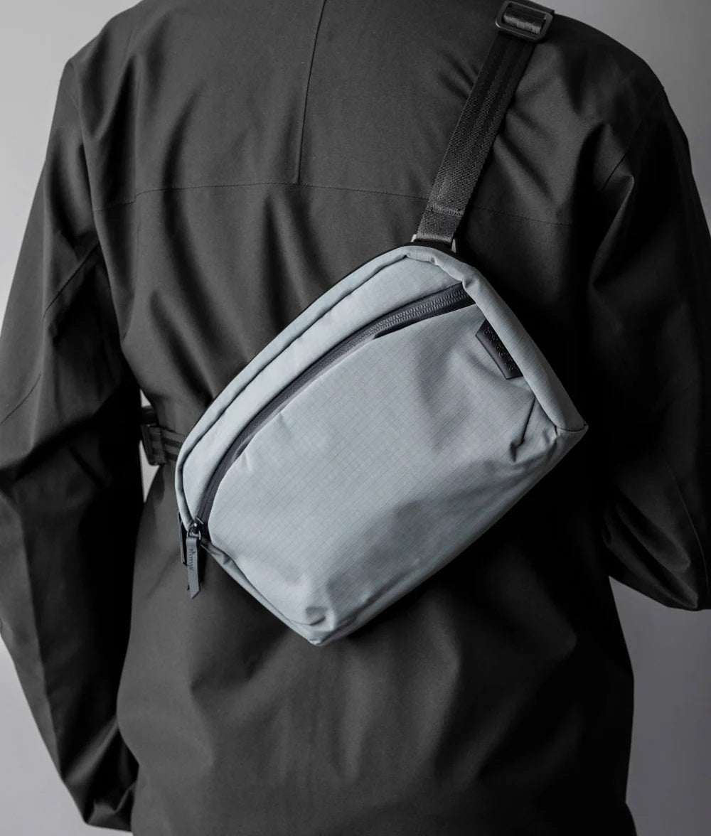 Alpaka Flight Sling 2L