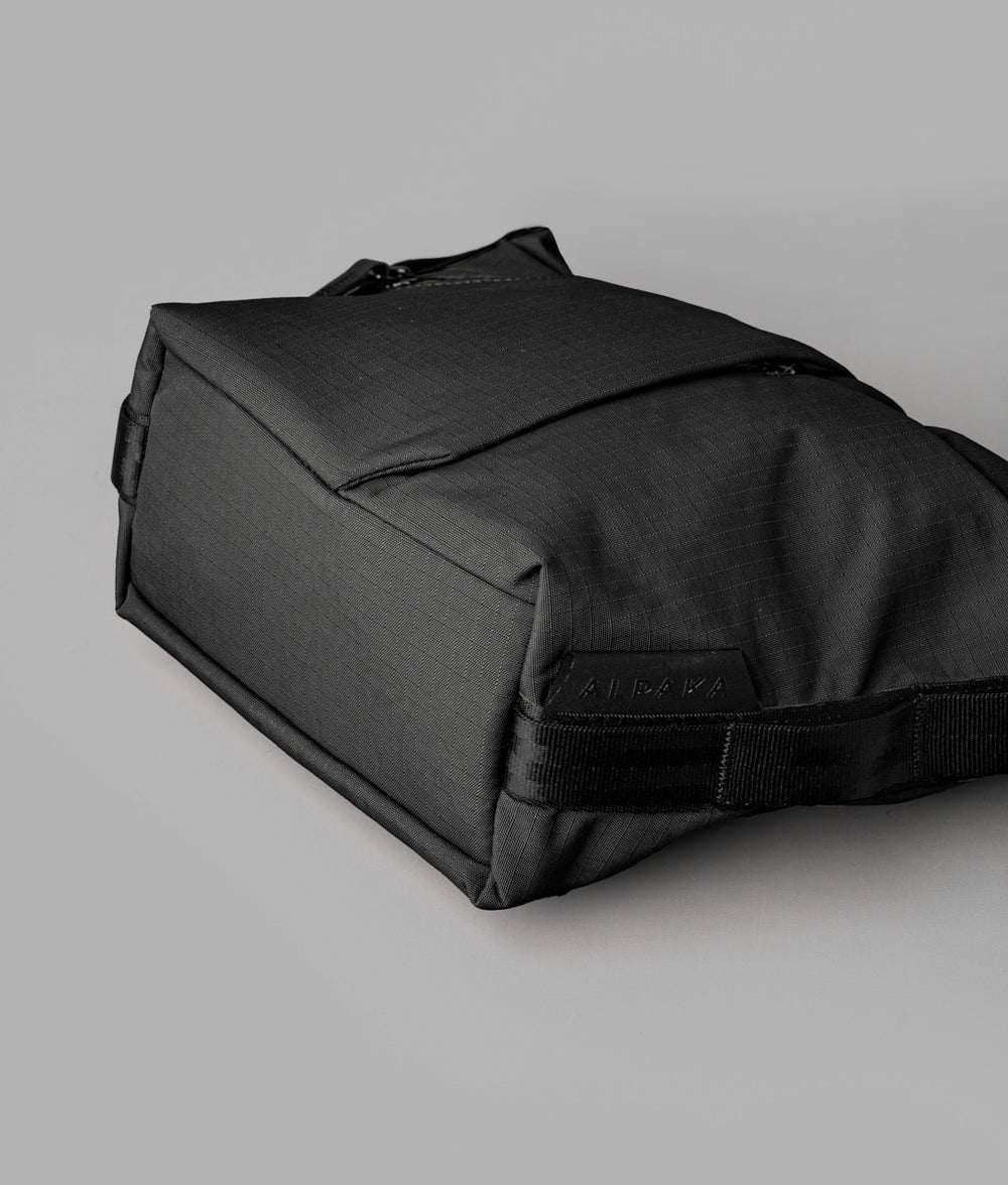 Alpaka Flow Satchel