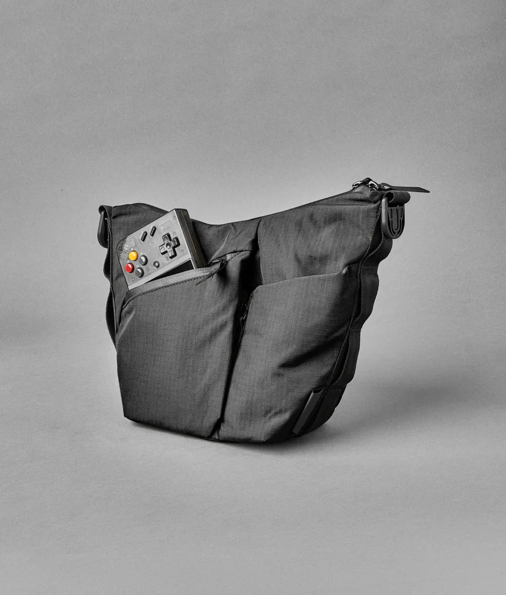 Alpaka Flow Satchel