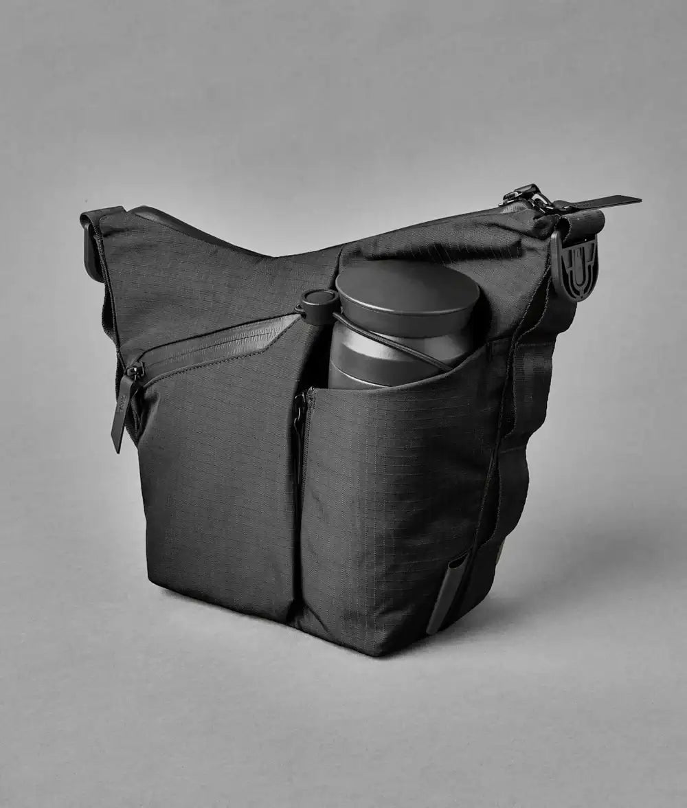 Alpaka Flow Satchel